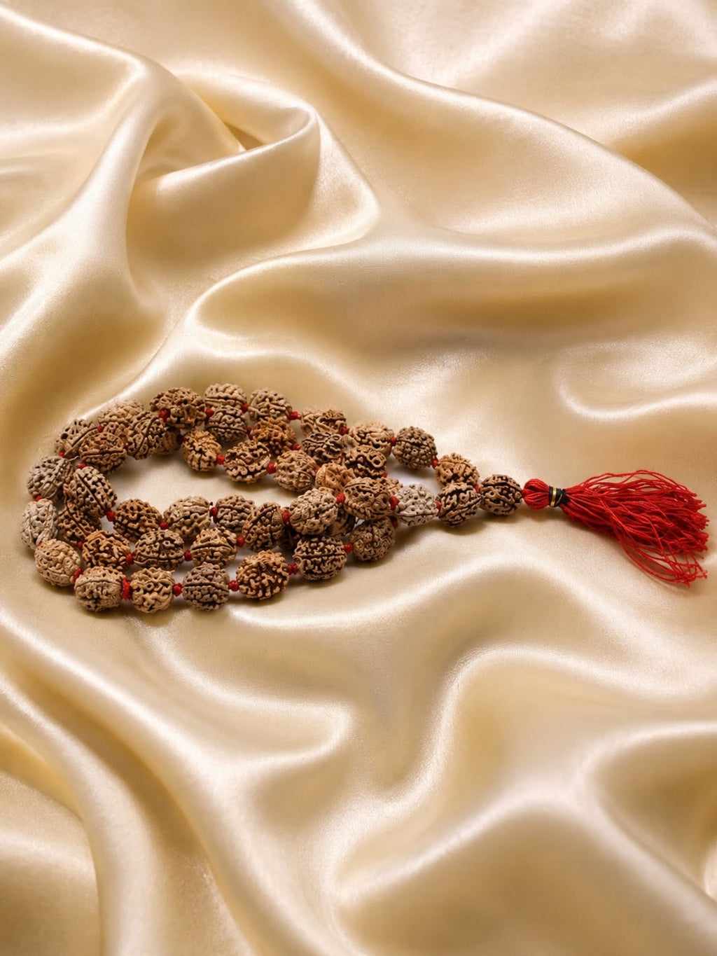 Original 3 Mukhi Rudraksha Mala – Natural Premium Quality Rudraksha Beads